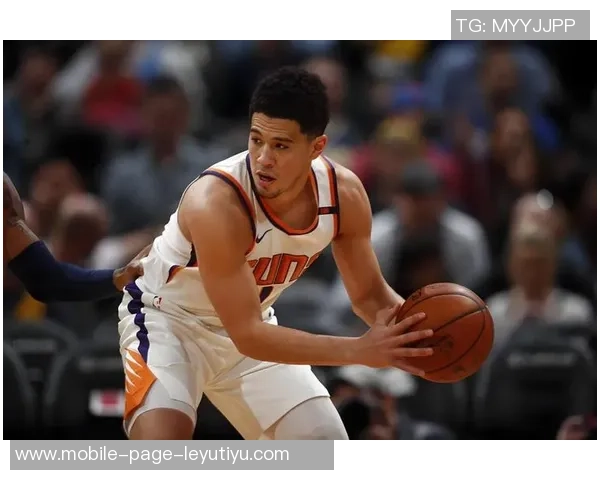 艾顿加盟湖人后将如何影响球队表现布克表示期待未来发展 艾顿加盟湖人后将如何影响球队表现布克表示期待未来发展